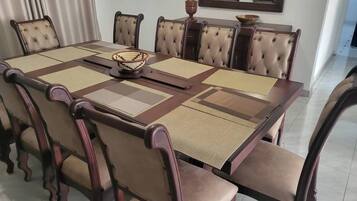 Huis, 5 slaapkamers | Dineerruimte