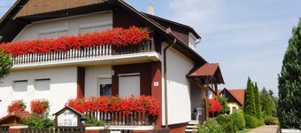 Große Ferienwohnung für 6 Personen by Interhome