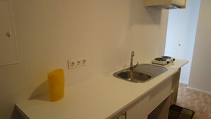 Private kitchen - Strand und Natur auf den Azoren by Interhome (Ponta Delgada (Açores))