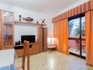 Interior - Schöne Ferienwohnung in Costa Da Caparica by Interhome (Costa da Caparica)