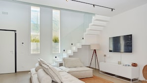 TV - Villa Allegra ist ein modernes Designhaus by Interhome (Castellammare del Golfo)