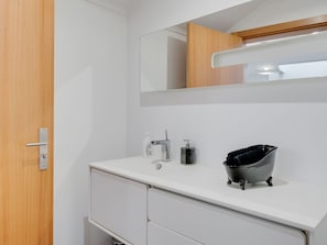 Unclassified image, 4 of 24, button - Haus Clarissa by Interhome (Funchal (Madeira))