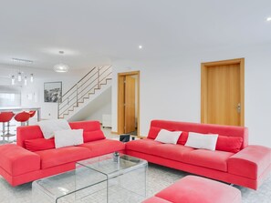 Unclassified image, 3 of 24, button - Haus Clarissa by Interhome (Funchal (Madeira))