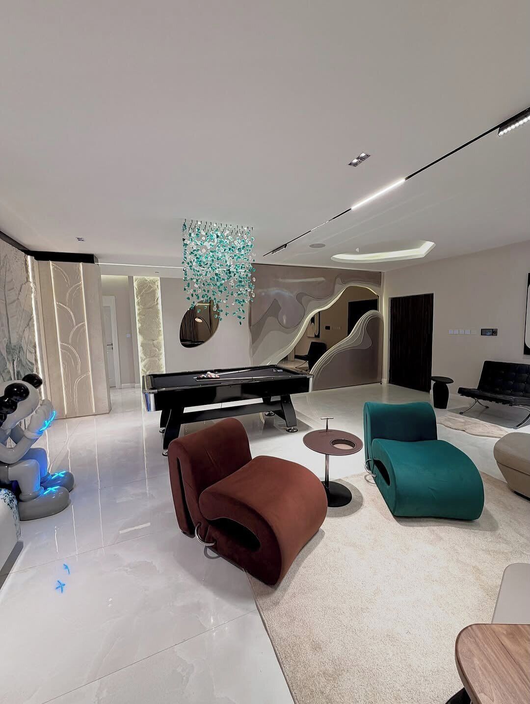 Apartamento superior, balcón, vistas a la ciudad | Interior