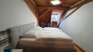 Fer et planche Ă repasser, Wi-Fi, draps fournis