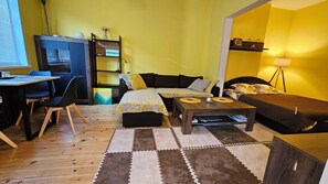 1 dormitorio, tabla de planchar con plancha, Internet y ropa de cama