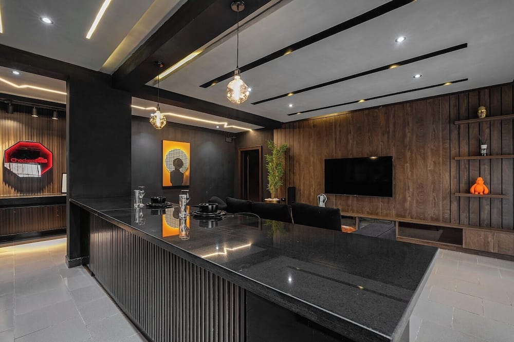 Oputa Jay Apartment