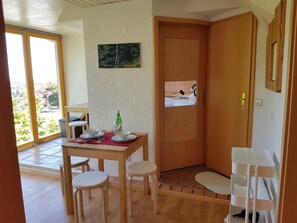 Dining - Freiburg-Herdern, a suburban, near-natural area! (Freiburg im Breisgau)