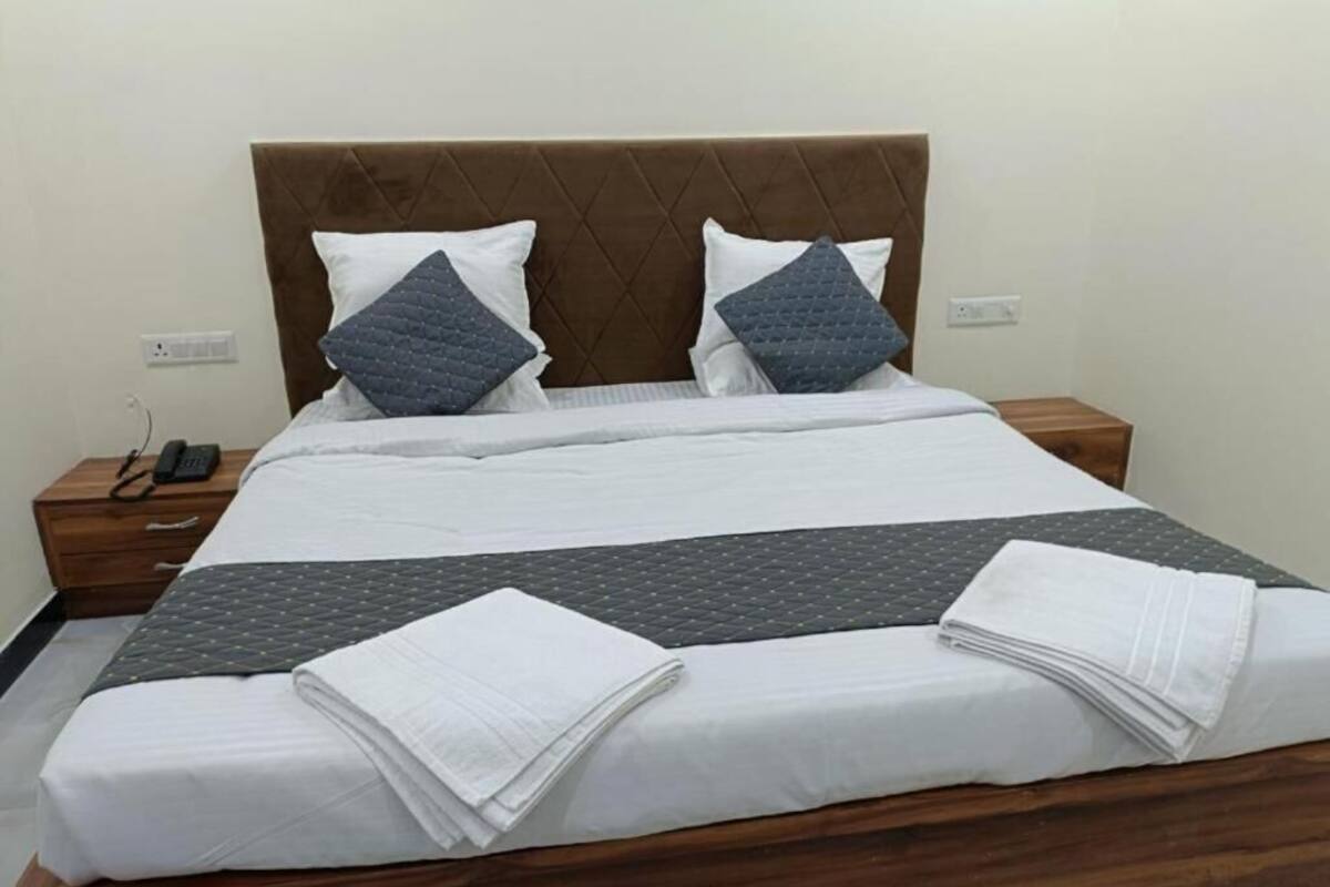 Superior Room, City View | Desk, free WiFi