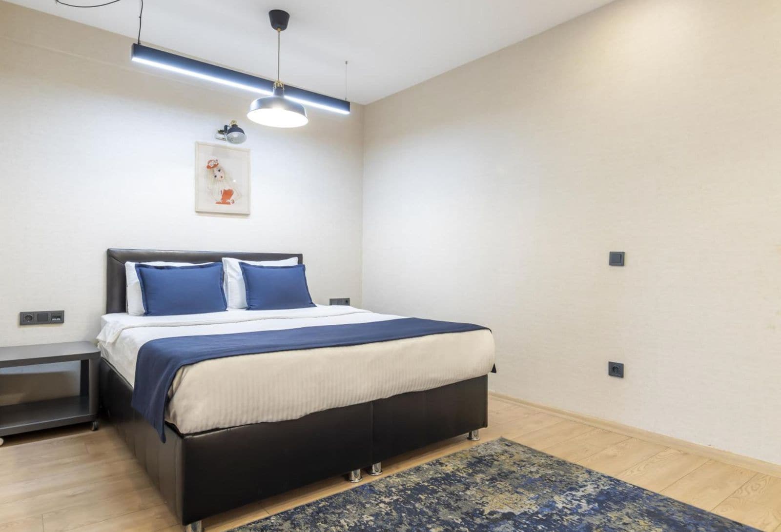 Familjerum - utsikt mot staden | Värdeförvaringsskåp på rummet och gratis wi-fi