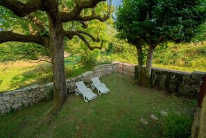 Property grounds - L'Oustal de la Rivière 4km from Saint-Cirq-Lapopie (Cénevières)