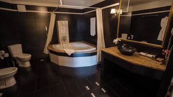 Superior Suite, Garden View | In-room safe, desk, soundproofing, iron/ironing board