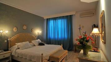 Kamar Double Deluks | Brankas, meja kerja, kedap suara, dan setrika/meja setrika