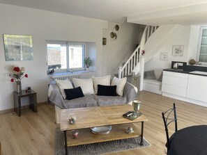Living area - COUNTRY GITE (Morlhon-le-Haut)