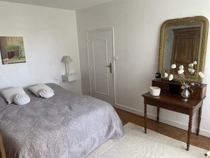 2 bedrooms, iron/ironing board, Internet - COUNTRY GITE (Morlhon-le-Haut)