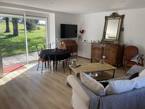 Living area - COUNTRY GITE (Morlhon-le-Haut)