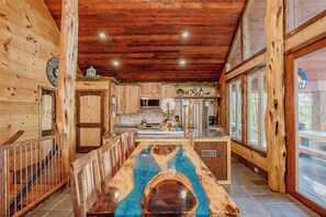 Fridge, microwave, oven, stovetop - BPBluebird: MtnView, HotTub, Wifi, Pets, Secluded, GameRoom, Theater, FirePit (Sevierville)