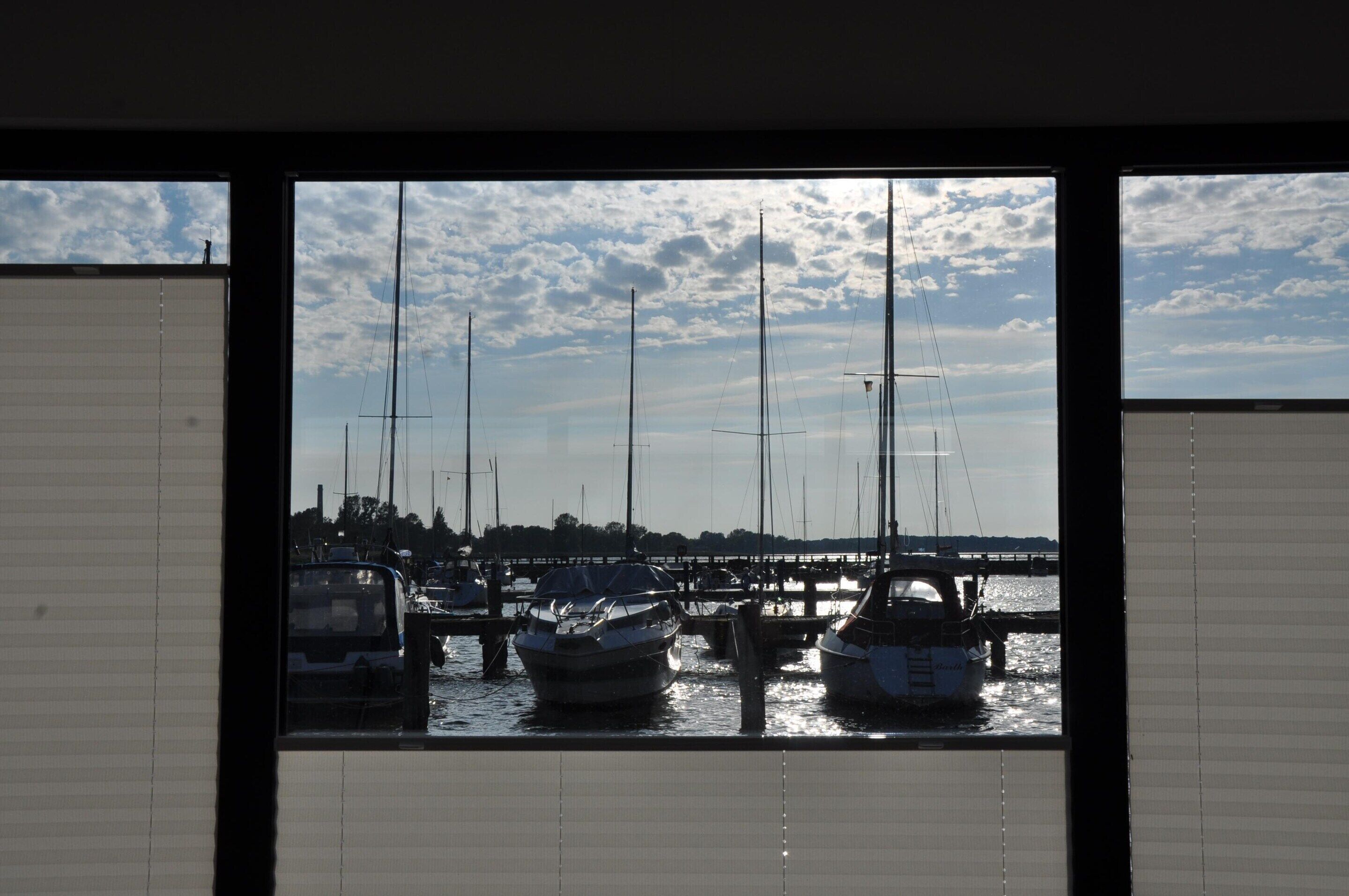 الإطلالة من المنشأة