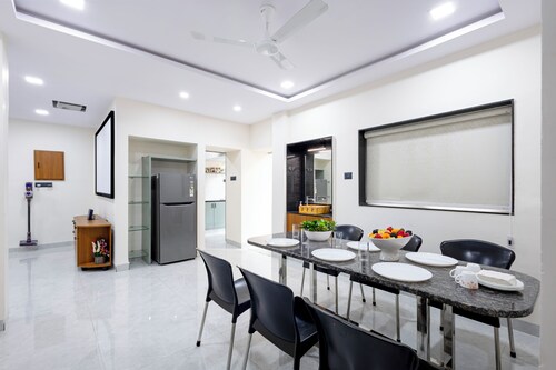 Tranquil 3-bedroom apartment with AC in vibrant Vishakapatnam
