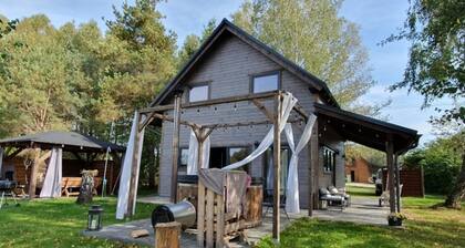 Large Holiday Home, Sauna, Jacuzzi, Salt Cave