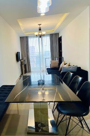 Comfort Apartment, Balcony, City View | Interior - THE TRESOR (Xom Chieu)