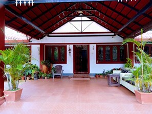 Comfort-Doppelzimmer, Gartenblick | Terrasse/Patio