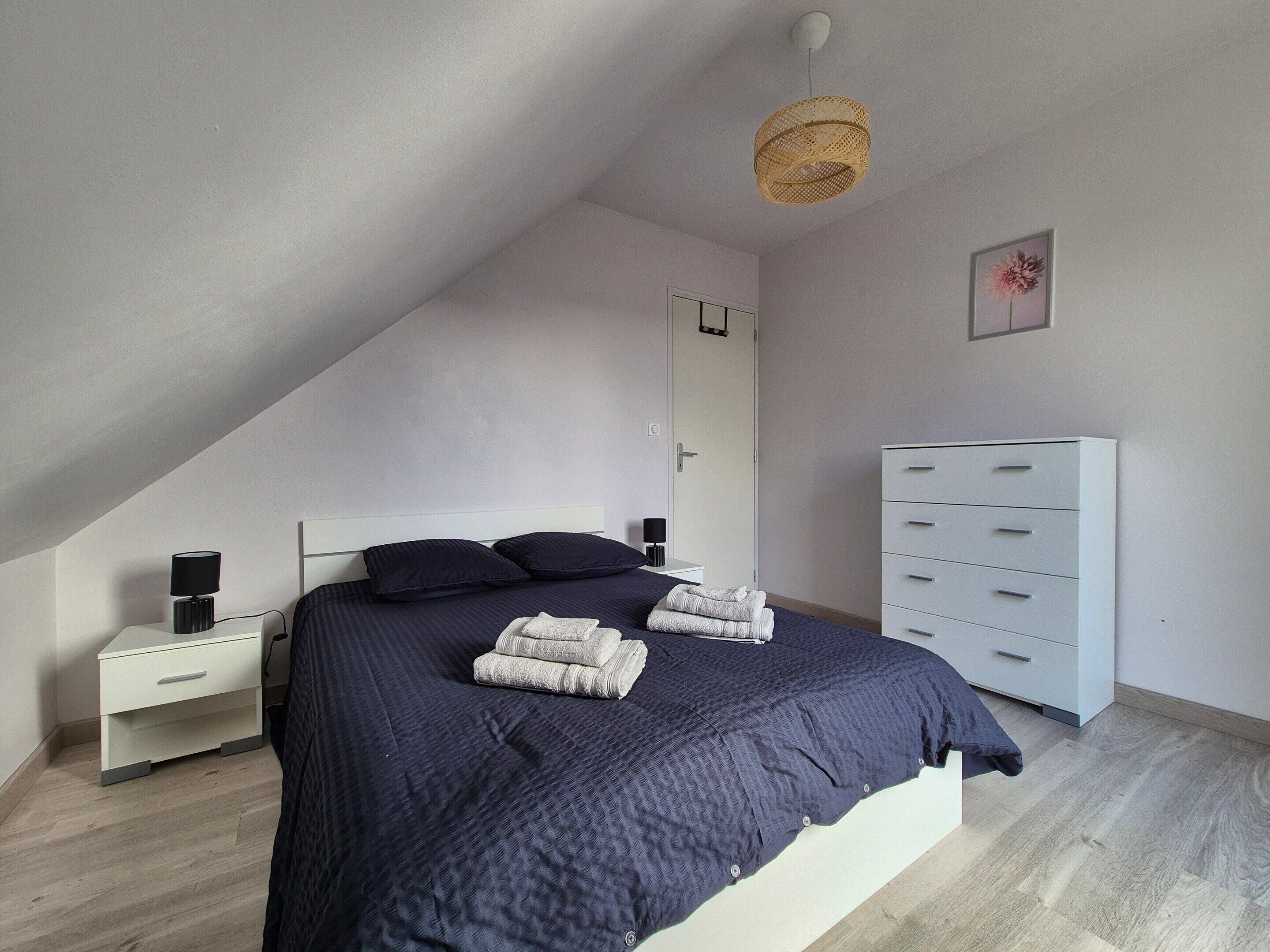 House | 2 bedrooms, bed sheets