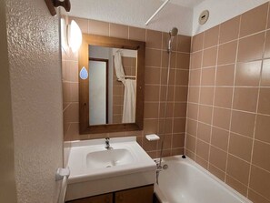 Bathroom - Val d'Isère - 3-room apartment, 6 pers, pets allowed (Val-d'Isère)