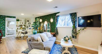 Work & Play Near Old Town Arvada: Pets Welcome!