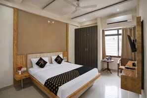 Deluxe Double Room - Hotel Triveni Inn (Prayagraj)