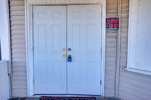 Interior - 2 Mi to Rutgers University! Urban Hub Near Parks (Newark)