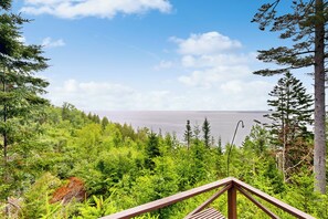 House (1 Bedroom) | Interior - Breathtaking Views! Cozy Log Cabin in Northport (Lincolnville)