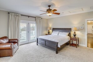 Interior - Spacious & Scenic! Weaverville Home Near Main St (Weaverville)