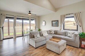 House (3 Bedrooms) | Interior - Secluded Mtn-view Dewey Home w/ Outdoor Oasis (Dewey-Humboldt)