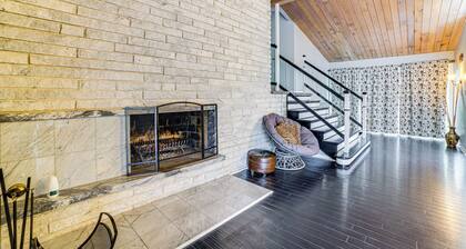 Pool, Gym & Basketball Court: Olympia Fields Home
