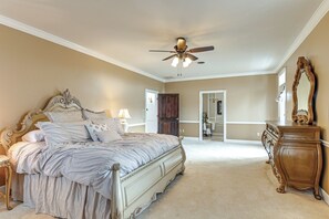 House (4 Bedrooms) | Interior - Spacious Shawnee Forest Hideaway! Hilltop Estate (Gorham)