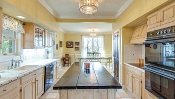 Hus (4 Bedrooms) | Innvendig