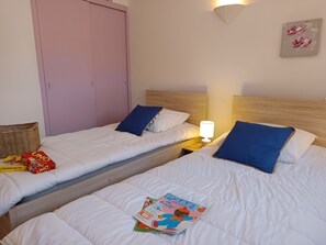 3 bedrooms - Holiday home 65 m², 450m beach, 6 pers., pets allowed, parking (Notre-Dame-de-Monts)
