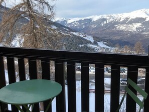Outdoor dining - Studio for 4 in Vallandry, terrace and near slopes (Peisey-Vallandry)