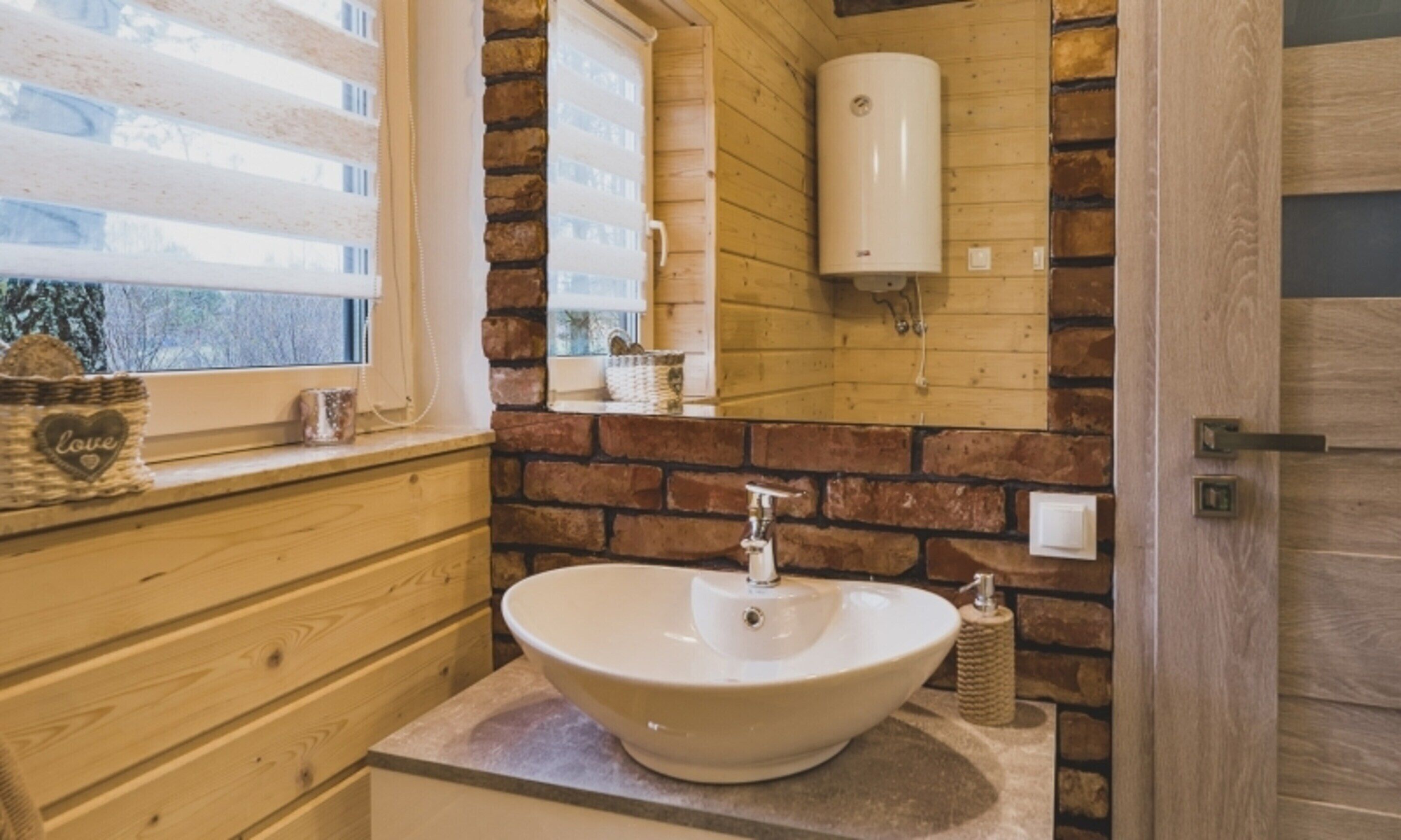 House | Bathroom
