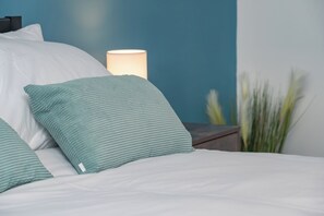 Rideaux occultants, fer et planche à repasser, Wi-Fi gratuit