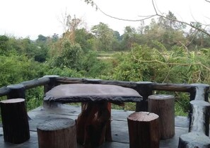 Habitación cuádruple familiar | Área de sala de estar