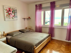 1 bedroom, travel cot, WiFi, bed sheets - Adorable 1-bedroom apartment in charming Dugi Rat (Dugi Rat)