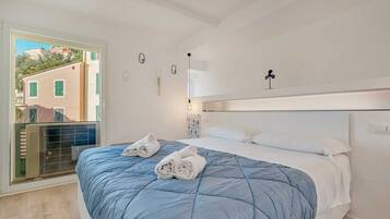 3 camere, ferro/asse da stiro