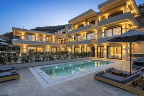 Pool - Superior Villa Celeste - Sea View and Private Pool (CQ9M+26M Geropotamos, Greece)