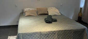 Charming bungalow on a beautiful estate