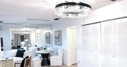 Miami Skyline 3-bedroom villa, Wynwood, Mins to Design District, Midtown, cruise