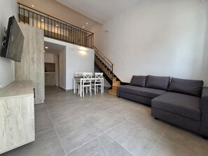 TV - | The Mill - Studios | (Pigadia)