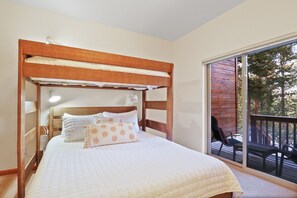 Townhome, 2 Bedrooms | 2 bedrooms, laptop workspace, iron/ironing board, free WiFi - 97 Lookout Ridge 2 Bedroom Townhouse (Dillon)