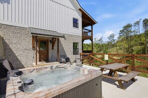 Cabin, 3 Bedrooms | Terrace/patio - Black Bear Cove 3 Bedroom Cabin (Sevierville)